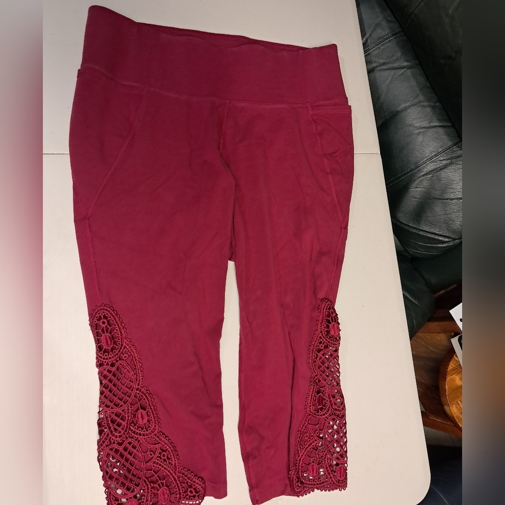 Livi Capris